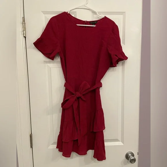 Like new ruffle dress - Picture 1 of 5
